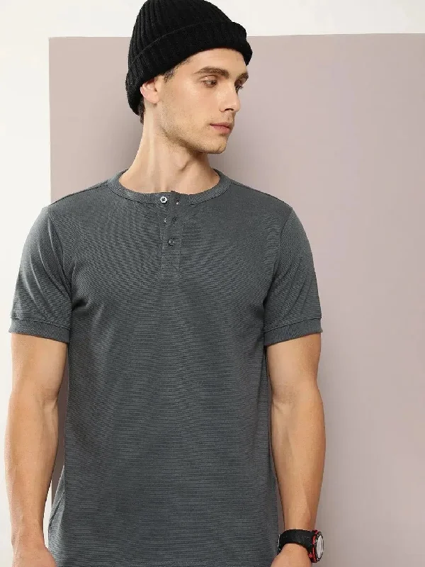 Pocket T-ShirtsDillinger Grey Solid Regular Heney T-shirt