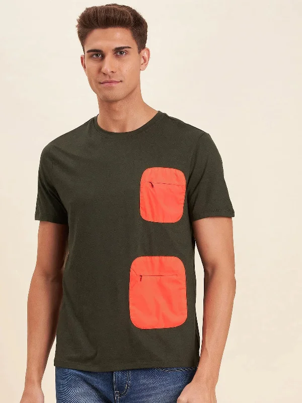 Recycled Fabric T-ShirtsMen Olive Viscose Zipper Pocket T-Shirt